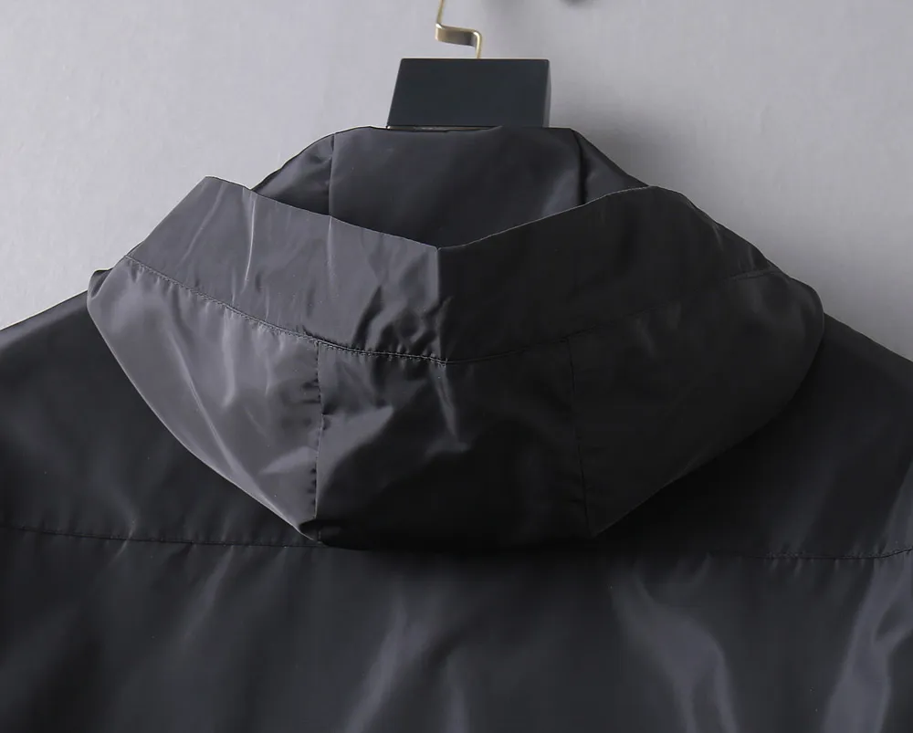 Same Style， ！2026ss New Arrival ，Original Premium ！ ， Breathable ， ， ， Quality。 ！ ， ！Sizes：M～3XL， 195 。